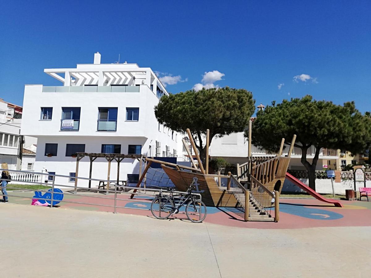Apartamentos Varadero On The Beach La Cala Del Moral Esterno foto
